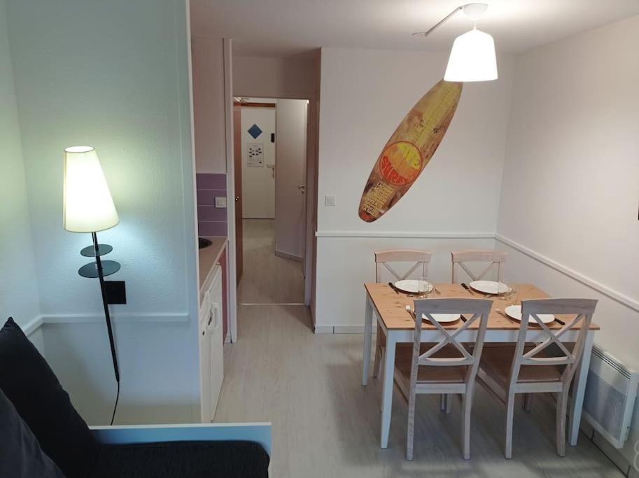 Vue Golf Dans Residence Nature "Sympalappart" 몰리엣젯마 외부 사진