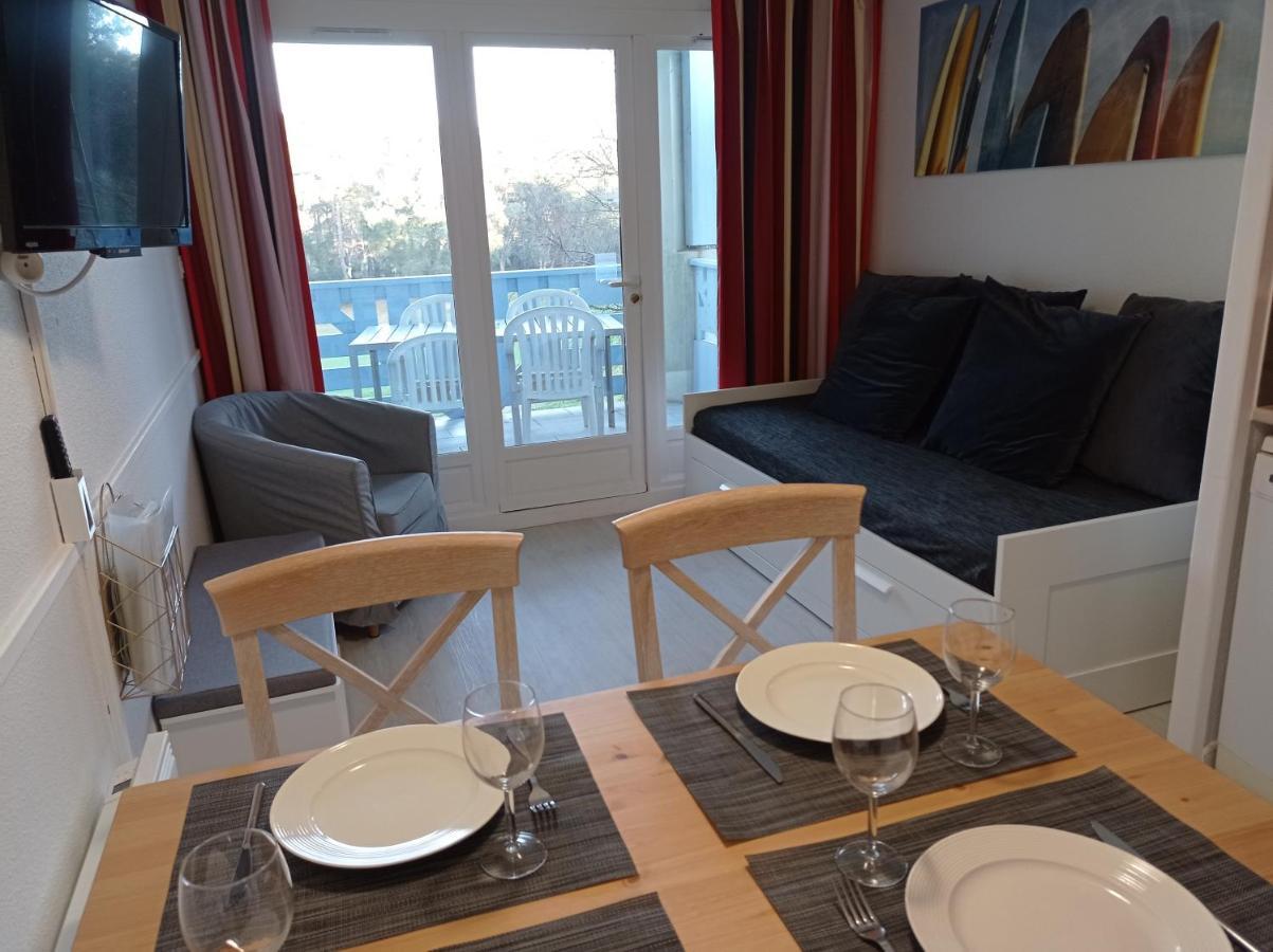 Vue Golf Dans Residence Nature "Sympalappart" 몰리엣젯마 외부 사진