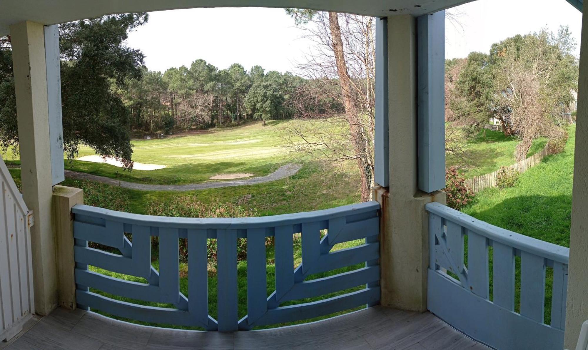 Vue Golf Dans Residence Nature "Sympalappart" 몰리엣젯마 외부 사진